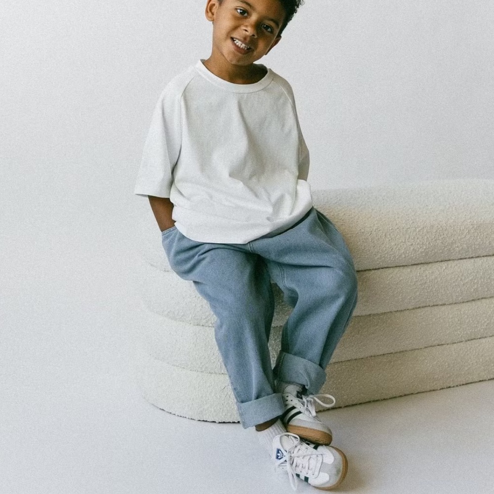 Relaxed Fit Jeans - Light Wash